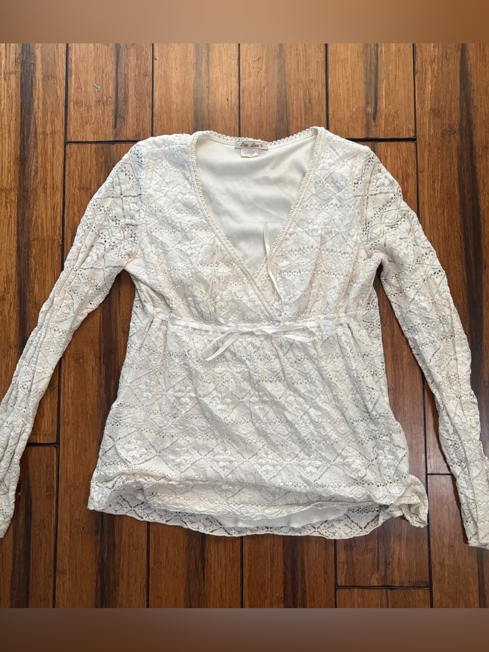 vintage whitelace long sleeve top with diamond pattern - lia lee